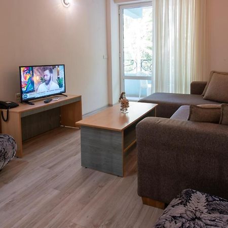 Ariana Hotel Kiten  Ngoại thất bức ảnh