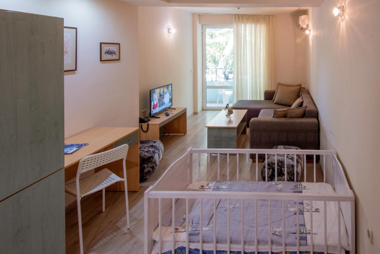 Ariana Hotel Kiten  Ngoại thất bức ảnh