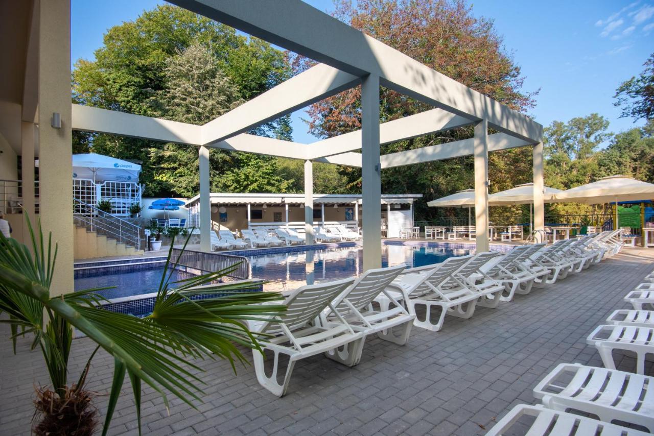 Ariana Hotel Kiten  Ngoại thất bức ảnh
